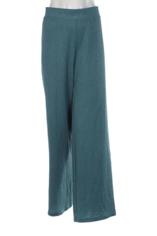 Pantaloni de femei Cotton Club, Mărime L, Culoare Verde, Preț 40,99 Lei, #137551563