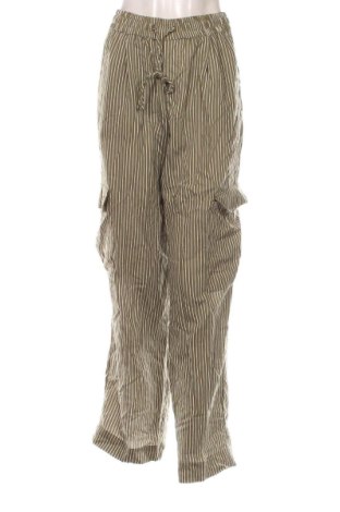 Pantaloni de femei Bershka, Mărime L, Culoare Multicolor, Preț 74,80 Lei, #137551693