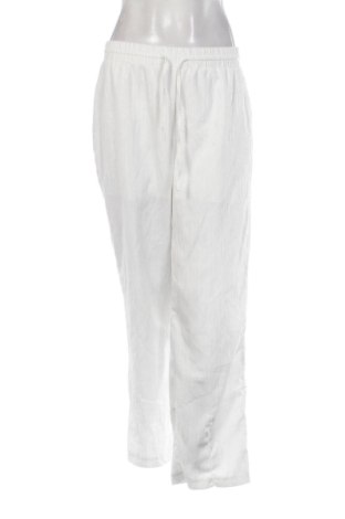 Дамски панталон SHEIN, Размер M, Цвят Бял, Цена 10,73 €, #137552599