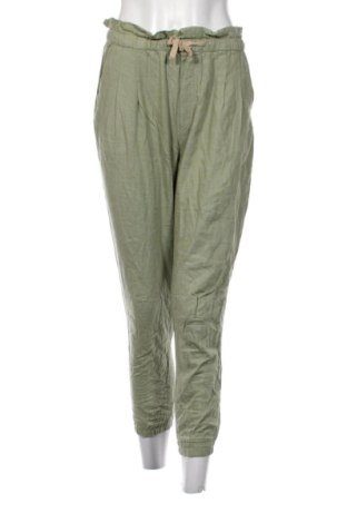 Pantaloni de femei Pull&Bear, Mărime M, Culoare Verde, Preț 54,99 Lei, #137554787