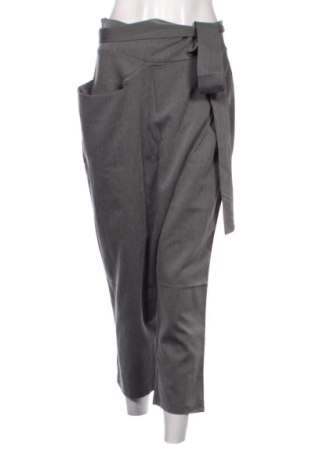 Pantaloni de femei Unbranded, Mărime M, Culoare Gri, Preț 39,00 Lei, #137561348