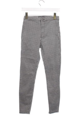 Pantaloni de femei Bershka, Mărime XS, Culoare Multicolor, Preț 52,00 Lei, #137561527