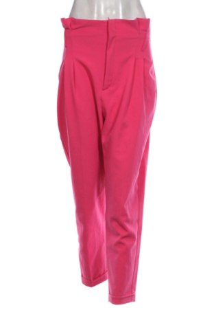 Damskie spodnie Bershka, Rozmiar L, Kolor Różowy, Cena 77,43 zł, #137575982