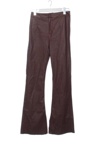 Pantaloni de femei Bershka, Mărime S, Culoare Maro, Preț 111,33 Lei, #137578819