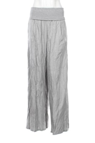 Damskie spodnie Bershka, Rozmiar M, Kolor Szary, Cena 93,14 zł, #137588858