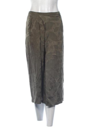 Damenhose Penny Black, Größe L, Farbe Grün, Preis € 38,00, #137585348