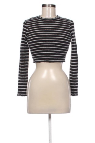 Damski sweter Bershka, Rozmiar M, Kolor Kolorowy, Cena 46,57 zł, #137593447
