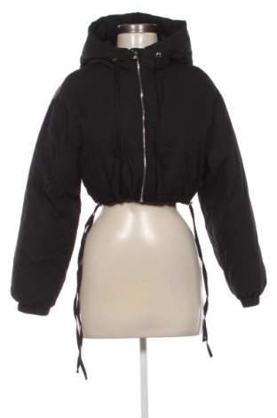 Γυναικείο μπουφάν Bershka, Μέγεθος XS, Χρώμα Μαύρο, Τιμή 28,96 €, #137560190