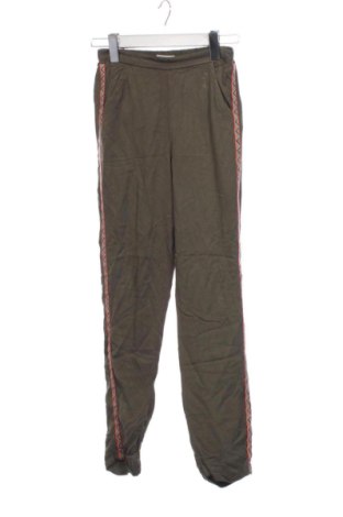 Gyerek nadrág LC Waikiki, Méret 10-11y / 146-152 cm, Szín Sokszínű, Ár 2 837 Ft, #137566162