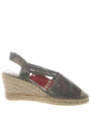 Espadrilles Mustang, Größe 37, Farbe Grau, Preis € 46,63, #137583512