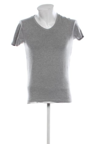 Pánské tričko  Jack & Jones, Velikost M, Barva Šedá, Cena  249,00 Kč, #137544084