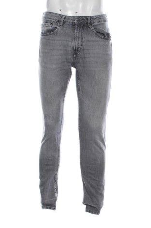 Męskie jeansy Pull&Bear, Rozmiar M, Kolor Szary, Cena 55,04 zł, #137572593