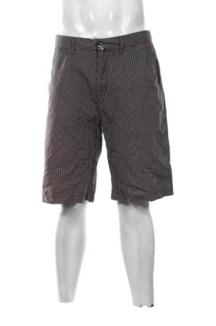 Pantaloni scurți de bărbați FOX, Mărime L, Culoare Multicolor, Preț 157,99 Lei, #137547278