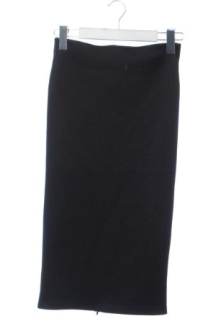 Пола H&M, Размер XS, Цвят Черен, Цена 11,43 €, #137557473