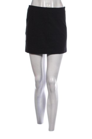 Fustă Stradivarius, Mărime M, Culoare Negru, Preț 41,99 Lei, #137563395