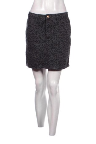 Пола New Look, Размер M, Цвят Сив, Цена 6,00 €, #137584017