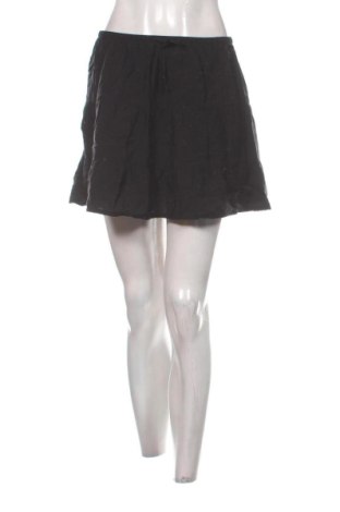 Пола H&M, Размер XXL, Цвят Черен, Цена 10,00 €, #137590383