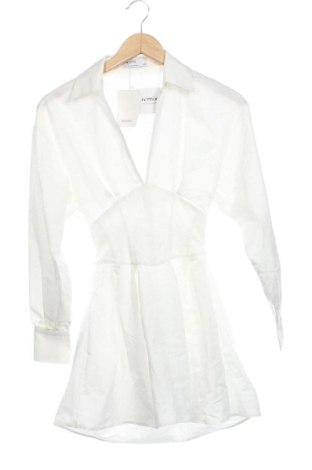 Rochie Bershka, Mărime XS, Culoare Alb, Preț 104,98 Lei, #137521587