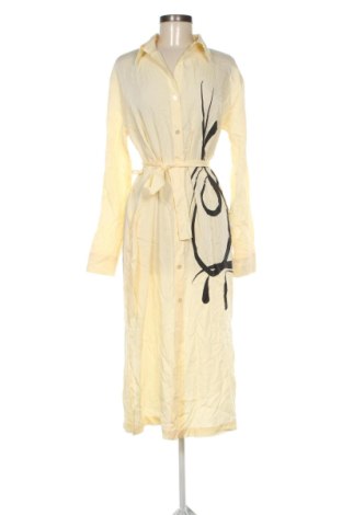 Rochie Triumph, Mărime S, Culoare Galben, Preț 425,17 Lei, #137570414
