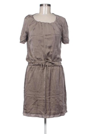 Рокля Hugo Boss, Размер M, Цвят Кафяв, Цена 93,73 €, #137593366