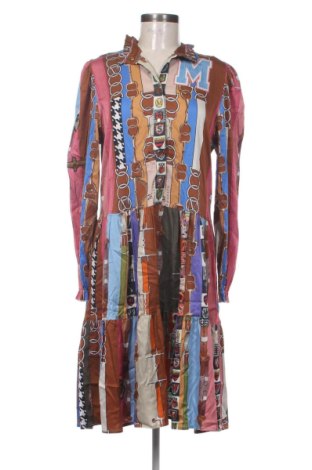 Рокля Mucho Gusto, Размер M, Цвят Многоцветен, Цена 196,84 €, #137493349