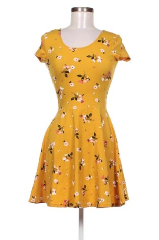 Kleid C&A, Größe S, Farbe Mehrfarbig, Preis 9,83 €, #137577580