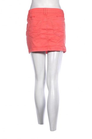 Γυναικείο κοντό παντελόνι Esprit, Μέγεθος S, Χρώμα Κόκκινο, Τιμή 1,99 €