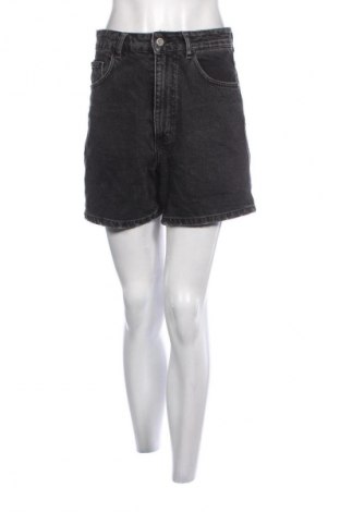 Pantaloni scurți de femei Zara, Mărime S, Culoare Negru, Preț 52,99 Lei, #128629216