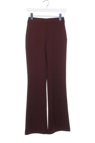 Дамски панталон Stradivarius, Размер XS, Цвят Кафяв, Цена 15,33 €, #128694945