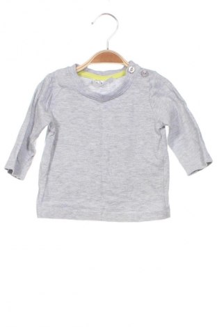 Kinder Shirt Unbranded, Größe 3-6m/ 62-68 cm, Farbe Grau, Preis € 7,99, #128626633