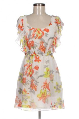 Рокля Amisu, Размер M, Цвят Бял, Цена 15,33 €