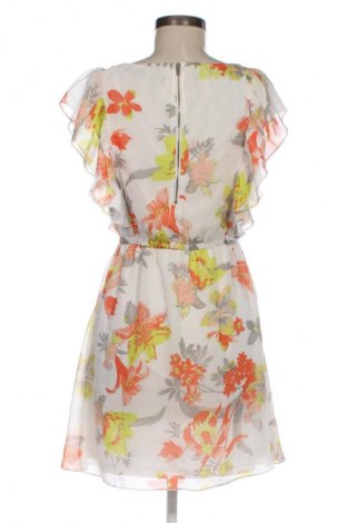 Рокля Amisu, Размер M, Цвят Бял, Цена 15,33 €