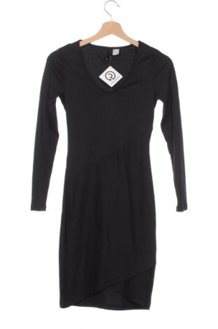 Рокля H&M Divided, Размер XS, Цвят Черен, Цена 15,33 €, #128625104