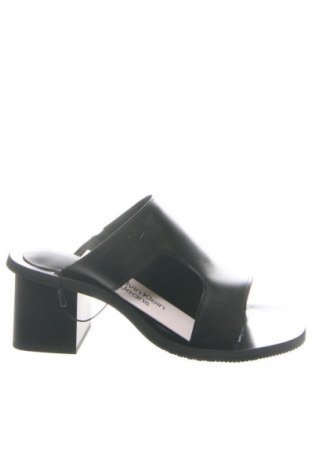 Pantofle Calvin Klein Jeans, Velikost 36, Barva Černá, Cena  4 049,00 Kč