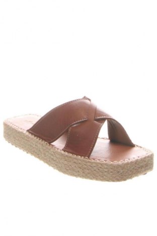 Γυναικείες παντόφλες RunnerBoss, Μέγεθος 39, Χρώμα Καφέ, Τιμή 21,99 €