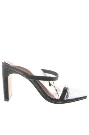 Γυναικείες παντόφλες The Drop, Μέγεθος 38, Χρώμα Μαύρο, Τιμή 39,99 €