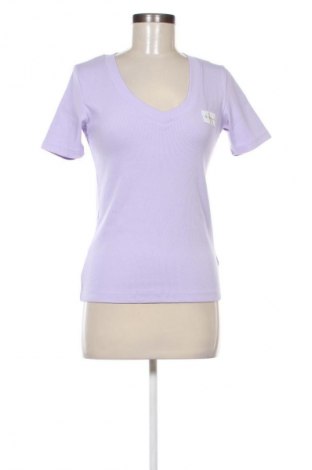 Damen Shirt Calvin Klein, Größe M, Farbe Lila, Preis 46,99 €
