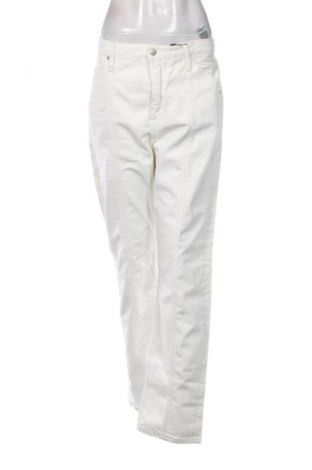 Damen Jeans Calvin Klein Jeans, Größe L, Farbe Weiß, Preis 31,99 €