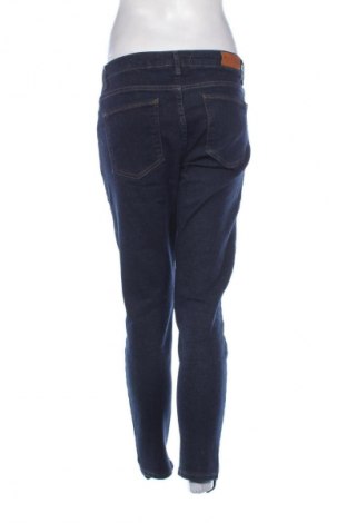 Női farmernadrág Karol, Méret M, Szín Kék, Ár 4 198 Ft