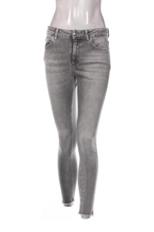 Dámske džínsy  ONLY, Veľkosť M, Farba Sivá, Cena  4,95 €