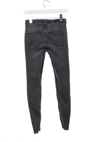 Damskie jeansy Review, Rozmiar S, Kolor Szary, Cena 22,47 zł