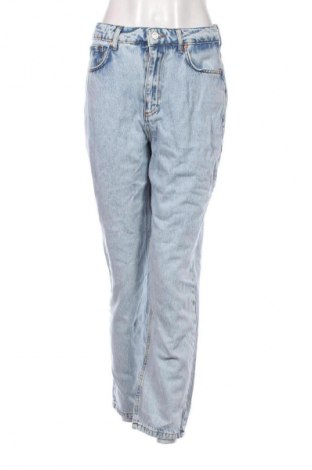 Blugi de femei Trendyol, Mărime M, Culoare Albastru, Preț 38,99 Lei