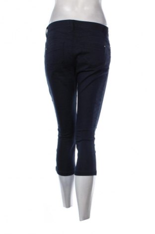 Blugi de femei Yessica, Mărime M, Culoare Albastru, Preț 36,99 Lei