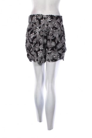 Damen Shorts Beloved, Größe M, Farbe Mehrfarbig, Preis 3,99 €
