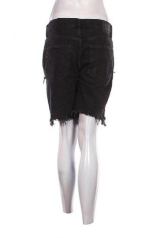 Damskie szorty Bershka, Rozmiar M, Kolor Czarny, Cena 22,47 zł