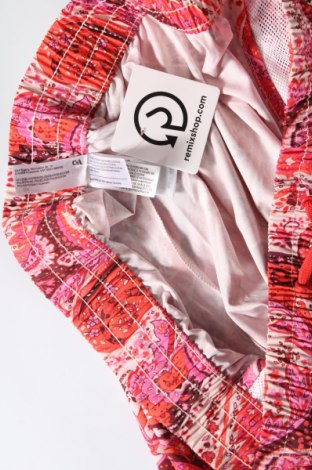 Дамски къс панталон C&A, Размер XL, Цвят Многоцветен, Цена 3,57 €