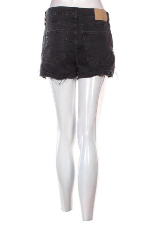 Dámské kraťasy  H&M, Velikost M, Barva Černá, Cena  89,00 Kč