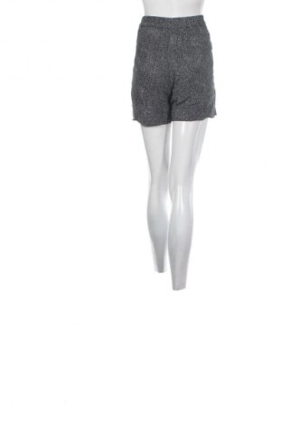 Dámské kraťasy  H&M, Velikost L, Barva Vícebarevné, Cena  89,00 Kč