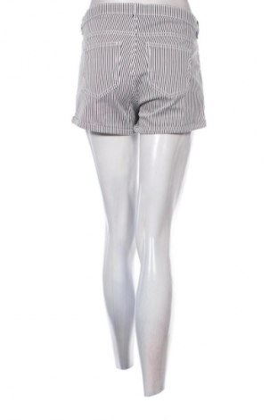 Dámské kraťasy  H&M, Velikost M, Barva Vícebarevné, Cena  59,00 Kč