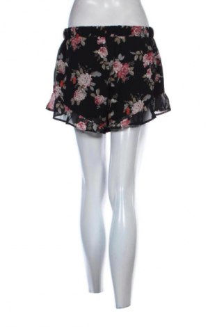 Дамски къс панталон H&M Divided, Размер S, Цвят Многоцветен, Цена 2,55 €